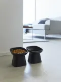 Yamazaki Миска для животных Tower из керамики с наклонной чашей, 12 x 12 x 12 см, чёрная — фото 2