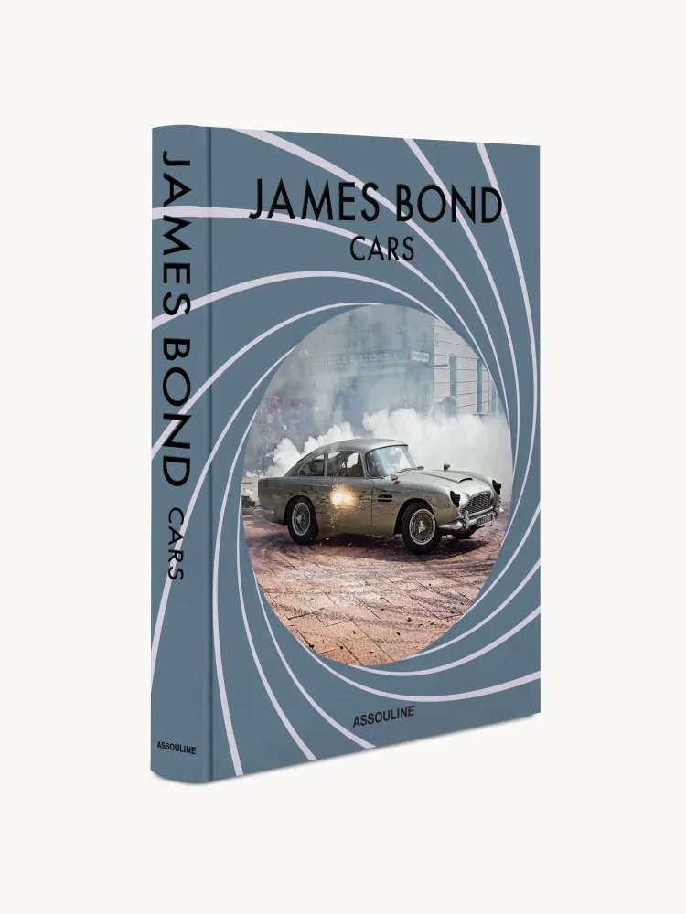 Assouline Книга-альбом James Bond Cars об автомобилях агента 007, английский язык, твёрдый переплёт, 312 страниц