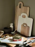Разделочная доска Broste Copenhagen Olina из дуба ручной работы, 17 см — фото 6