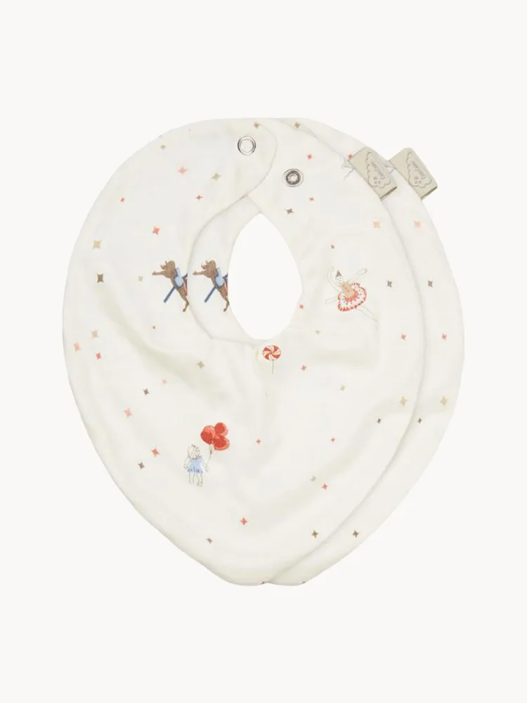 Cam Cam Copenhagen Слюнявчик детский Carousel хлопковый в форме банданы, набор 2 шт., 20х23 см, молочно-белый с красным