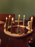 Ferm Living Kids Интерьерное украшение Loopi на день рождения с фигурками зверей и цифрами, дерево и алюминий, диаметр 30 см — фото 8