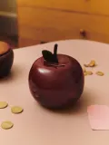 Ferm Living Kids Копилка детская Apple в виде яблока из глазурованной каменной керамики, 12 х 13 см, бордовая с коричневым — фото 6