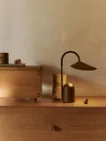 Ferm Living Настольный светильник Arum, Ш 21 × В 30 см, Тёмный коричневый — фото 4