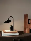 Ferm Living Настольный светильник Arum, Ш 21 × В 30 см, Чёрный — фото 5
