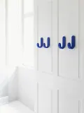 Normann Copenhagen Вешалка настенная Curve из шпона ореха с одним крючком, арт. C19990 — фото 3