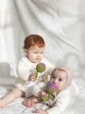 Oli & Carol Прорезыватель для зубов Artichoke в форме артишока из натурального каучука, 12 х 22 см, зелёно-лавандовый — фото 3