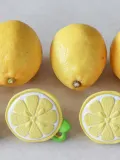 Oli & Carol Прорезыватель Fruits & Veggies из натурального каучука, ручная работа, жёлто-зелёный, 22 x 13 см — фото 6