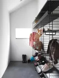 String Furniture Полка настенная металлическая String System шириной 78 см и глубиной 20 см, чёрная — фото 3