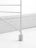 String Furniture Ножки для мебели — удлинители напольной панели стеллажа String System, диаметр 3 см, высота 4 см, 2 шт., белые — фото 3