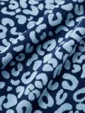 Westwing Collection Комплект махровых полотенец Leo с леопардовым узором, 3 предм. (гостевое полотенце, полотенце для рук, банное полотенце), Тёмный синий — фото 3