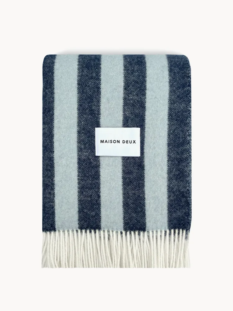 Maison Deux Плед Candy Wrap шерстяной, Ш 130 × Д 200 см, Синий