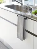 Держатель для полотенец Yamazaki Clip-On Tower, чёрный — фото 4