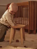 Ferm Living Kids Табурет детский Feve из массива ясеня, диаметр 33 см, высота 30 см, светлое дерево — фото 4