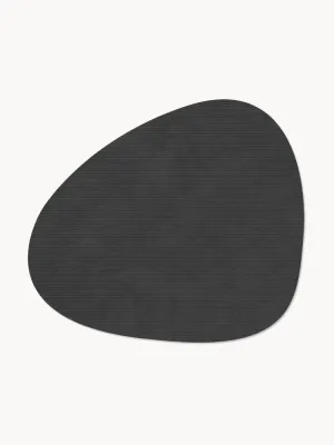 LIND DNA Комплект ручной работы салфеток под приборы из кожи Curve, 4 шт, 44x37 см, чёрный