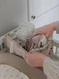 Sebra Корзина для хранения детских вещей Diaper Caddy из хлопка ручной работы, 25х18х15 см, светло-бежевая — фото 6