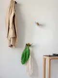 Umage Вешалка настенная Butterflies с двумя крючками и полкой для ключей, 17 х 9 х 9 см, кремово-белая со светлым деревом — фото 5