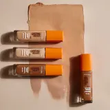 Rimmel Lasting Radiance - Тональная основа с SPF 25, осветляющая, 30 мл, оттенок 070 Porcelain — фото 5