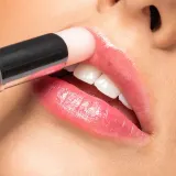 ARTDECO Color Booster - Бальзам укрепляющий естественный цвет губ оттенок Boosting Pink, 3 g — фото 3