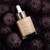 Clarins Skin Illusion Natural Hydrating Foundation - Розовое освещение увлажняющий тональный крем SPF 15 оттенок 105N Nude, 30 ml — фото 4