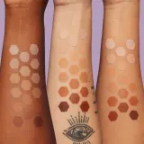NYX Professional Makeup Bare With Me Concealer Serum - Корректор увлажняющий 2 в 1 оттенок 01 - Fair, 9 ml — фото 3