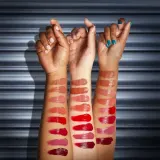 Rimmel Thrill Seeker Lip Latex - Помада в жидкой форме, 6 мл, оттенок 100 Sassy — фото 2
