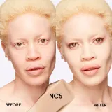 MAC Cosmetics Studio Fix Fluid SPF 15 24HR Matte Foundation + Oil Control - Тональная основа матирующая SPF 15, 30 мл, оттенок NC5 — фото 4