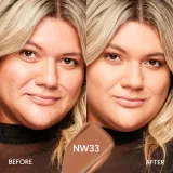 MAC Cosmetics Studio Fix Fluid SPF 15 24HR Matte Foundation + Oil Control - Тональная основа матирующая SPF 15 оттенок NW33, 30 ml — фото 4