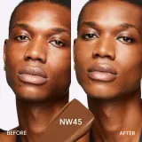 MAC Cosmetics Studio Fix Fluid SPF 15 24HR Matte Foundation + Oil Control - Тональная основа матирующая SPF 15 оттенок NW45, 30 ml — фото 4
