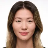 MAC Cosmetics Studio Fix Fluid SPF 15 24HR Matte Foundation + Oil Control - Тональная основа матирующая SPF 15, 30 мл, оттенок N18 — фото 4