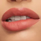 MAC Cosmetics MACximal Silky Matte Lipstick - Матовая помада, 3 г, оттенок Café Mocha — фото 4