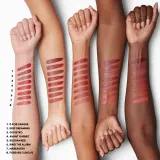 MAC Cosmetics MACximal Silky Matte Lipstick - Матовая помада, 3 г, оттенок Russian Red — фото 7