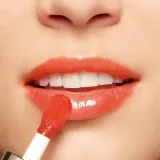 Clarins Lip Comfort Oil - Блеск для губ с увлажняющим действием, 7 мл, оттенок 05 apricot — фото 5