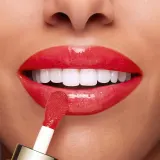 Clarins Lip Comfort Oil - Блеск для губ с увлажняющим действием оттенок 03 cherry, 7 ml — фото 4
