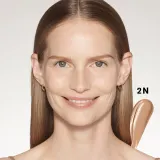 Estee Lauder Futurist Soft Touch Brightening Skincealer - Корректор осветляющий тон лица оттенок 2N, 6 ml — фото 3