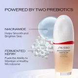 Shiseido Revitalessence Skin Glow Foundation - Легкое тональное средство с эффектом сияния SPF 30, 30 мл, оттенок Quartz — фото 5