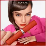 L’Oreal Paris Infaillible Matte Resistance - Матовая увлажняющая помада, 5 мл, оттенок 105 Breakfest In Bed — фото 5