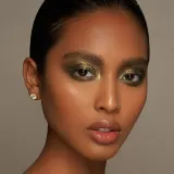 Danessa Myricks Beauty Infinite Chrome Flakes - Блестящие тени для век оттенок Firefly, 3 g — фото 2