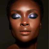 Danessa Myricks Beauty Infinite Chrome Flakes - Блестящие тени для век, оттенок Strobe Light — фото 3