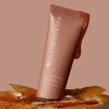 OLEHENRIKSEN Pout Preserve Peptide Lip Treatment - Увлажняющий блеск для губ, 12 мл, оттенок Crème Brûlée — фото 4