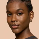 Bobbi Brown Weightless Skin Foundation SPF 15 - Тональная основа: травяной подклад с увлажняющим действием оттенок Almond, 30 ml — фото 5