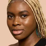 Bobbi Brown Weightless Skin Foundation SPF 15 - Тональная основа: травяной подклад с увлажняющим действием оттенок Golden Almond, 30 ml — фото 4