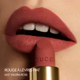 Gucci Gucci Beauty Rouge a Levres Matte Lipstick - Матовая помада, 3 г, оттенок 132 Lilla Tawnie — фото 7