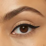 MAYBELLINE NEW YORK Tattoo Liner Smokey - Гелевый карандаш для глаз оттенок 01 Black, 1 g — фото 2
