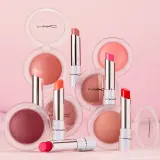 MAC Cosmetics Glow Play Blush - Розовый хайлатер для скул оттенок Cheer Up, 7 g — фото 5