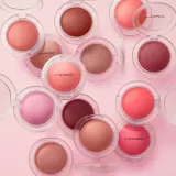 MAC Cosmetics Glow Play Blush - Розовый хайлатер для скул оттенок Plush Pepper, 7 g — фото 8