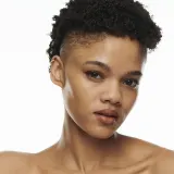 MAC Cosmetics Studio Radiance Serum-Powered Foundation - Подклад навилжающий, 30 мл, оттенок NC38 — фото 4