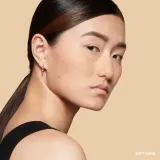 Bobbi Brown Sheer Finish Pressed Powder Relaunch - Нежный порошок в компакте оттенок Soft Sand, 9 g — фото 3