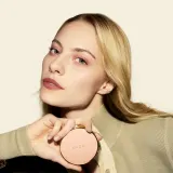 Gucci Gucci Beauty Matte Powder - Пудра матирующая, 10 г, оттенок 0,5 — фото 4