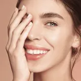 JOKO Skin Joy - Легкий увлажняющий тональный флюид, 30 мл, оттенок 01 Ivory — фото 3
