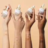 Clarins Tinted Oleo-Serum - Тональная основа: масляная сыворотка для выравнивания тона кожи., 30 мл, оттенок 02 — фото 4